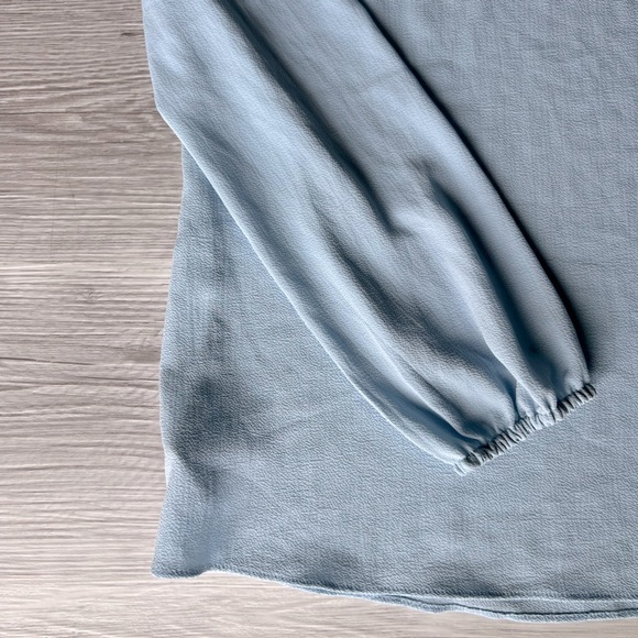 MICHAEL KORS cold shoulder ruffle long sleeve blouse size M - Picture 15 of 16